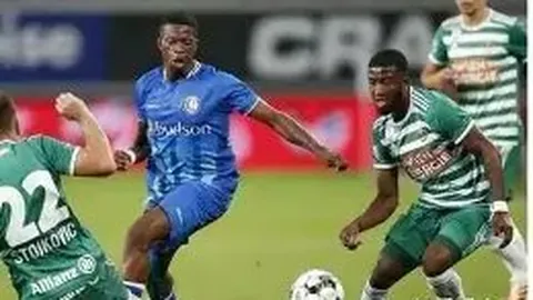 吴彦祖商场长椅前自拍感慨：昔日不解老人，今成其中一员